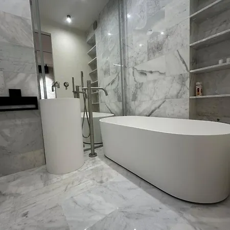 Apartment Urban Elegance