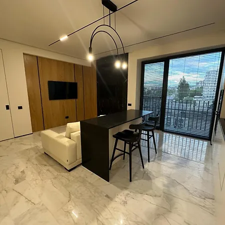 Apartment Urban Elegance